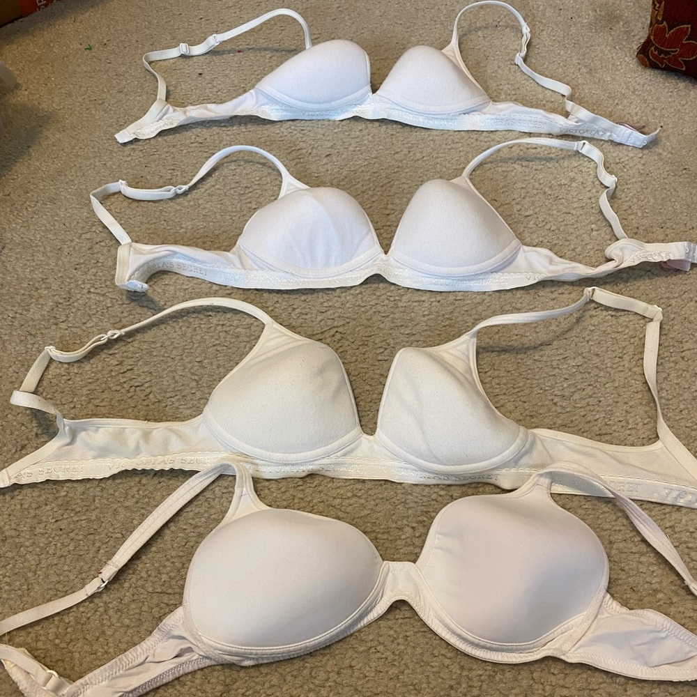 Pack of 5 White Victoria’s Secret Bras